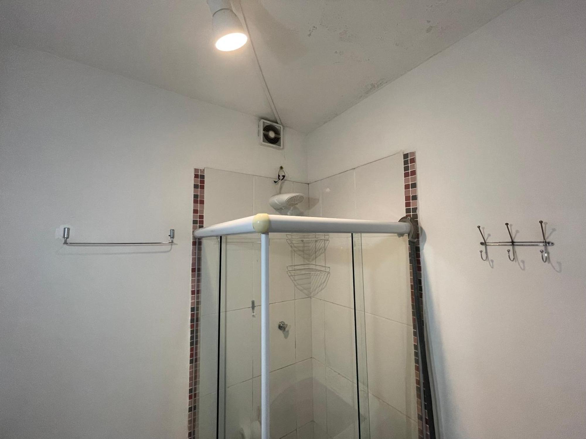 Suh Copacabana 08 Low Cost Behind Copacabanapalace 리오데자네이루 외부 사진
